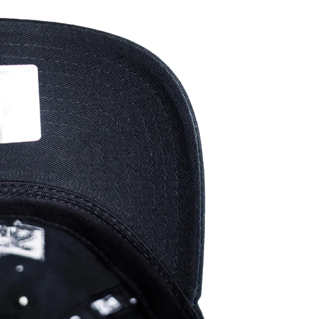 KINGS 920 STAMP B+W PRI LOGO
