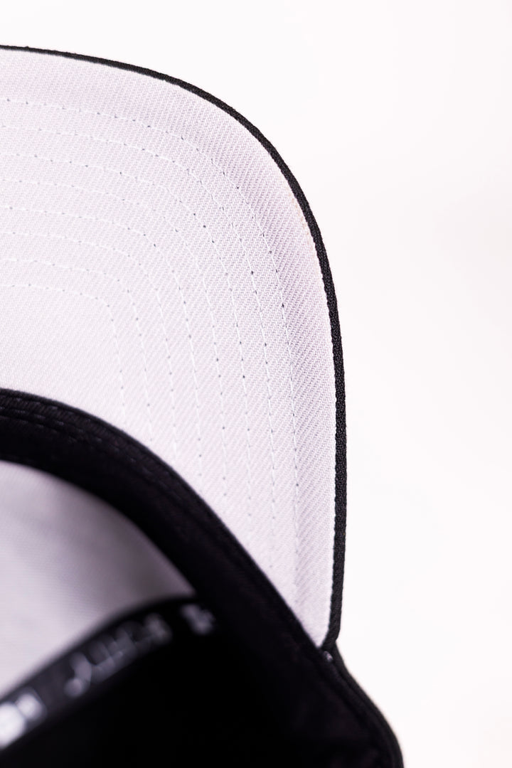 KINGS 940F W CREST LOGO SIDE HIT SB HAT