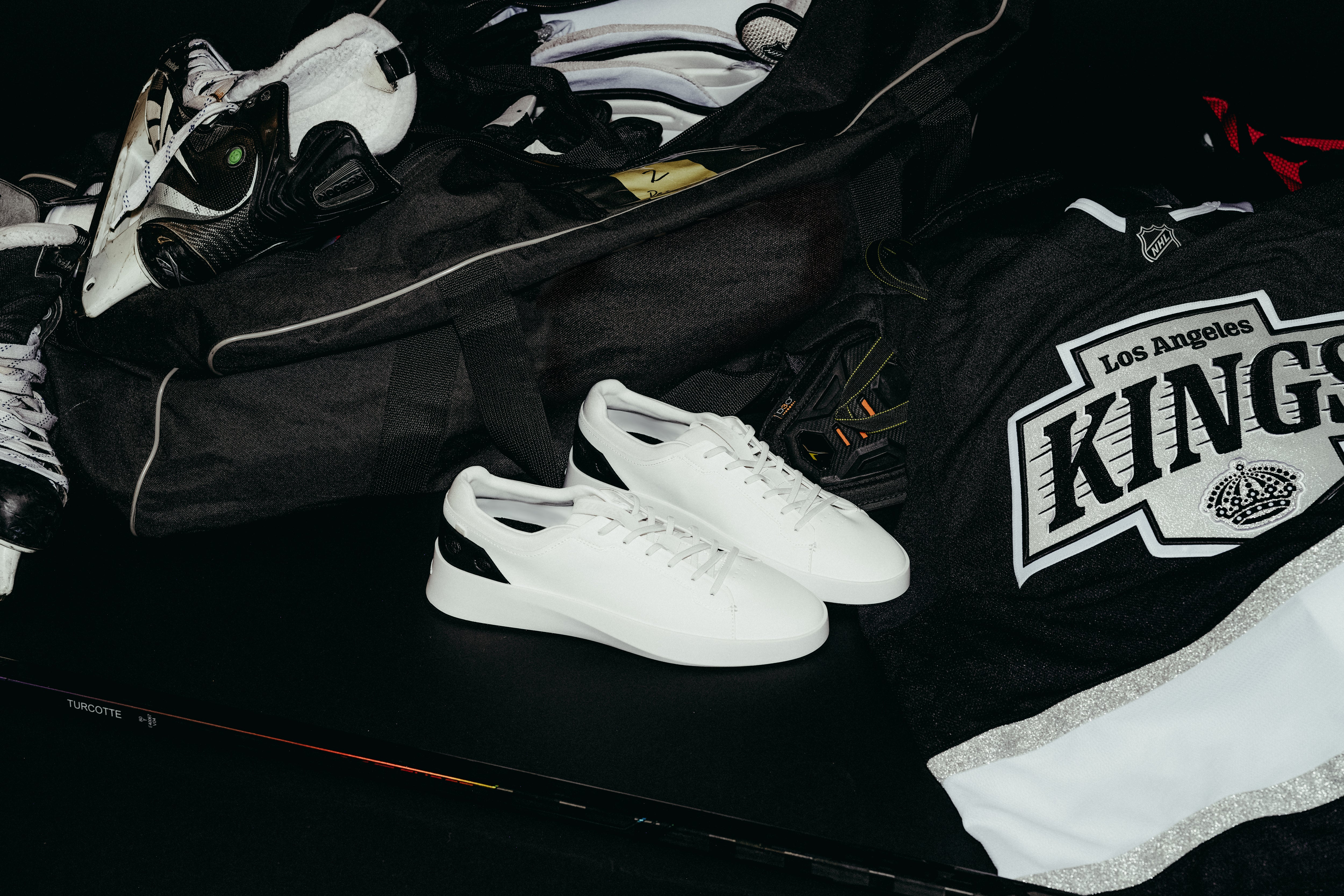 LA Kings x Mitchell & Ness – TEAM LA Store