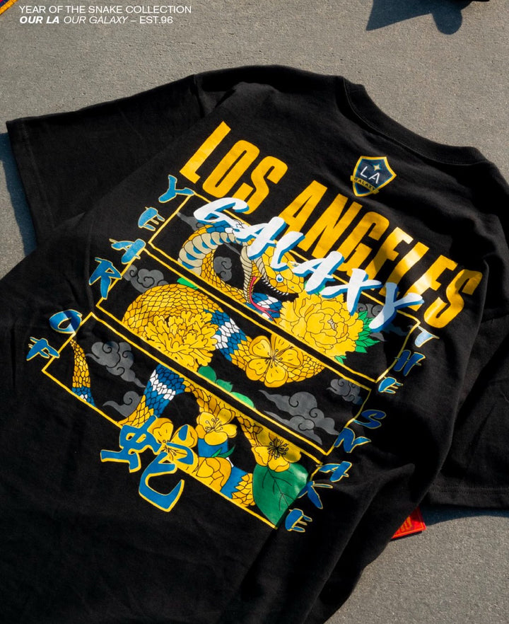 LA GALAXY 2025 MITCHELL & NESS LUNAR NEW YEAR BLACK T-SHIRT